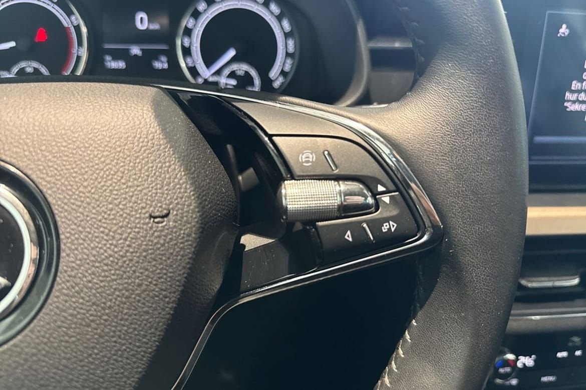 Škoda Scala 1.0 TSI DSG Sekventiell, 110hk, 2023