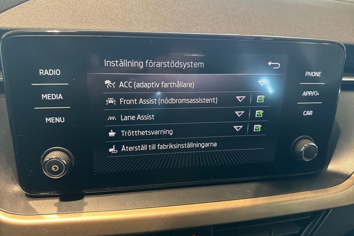 Škoda Scala 1.0 TSI DSG Sekventiell, 110hk, 2023