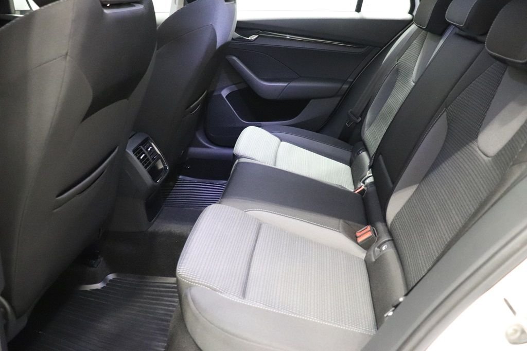 Škoda Octavia Kombi 1.5 TSI G-Tec DSG Sekventiell, 130hk, 2023