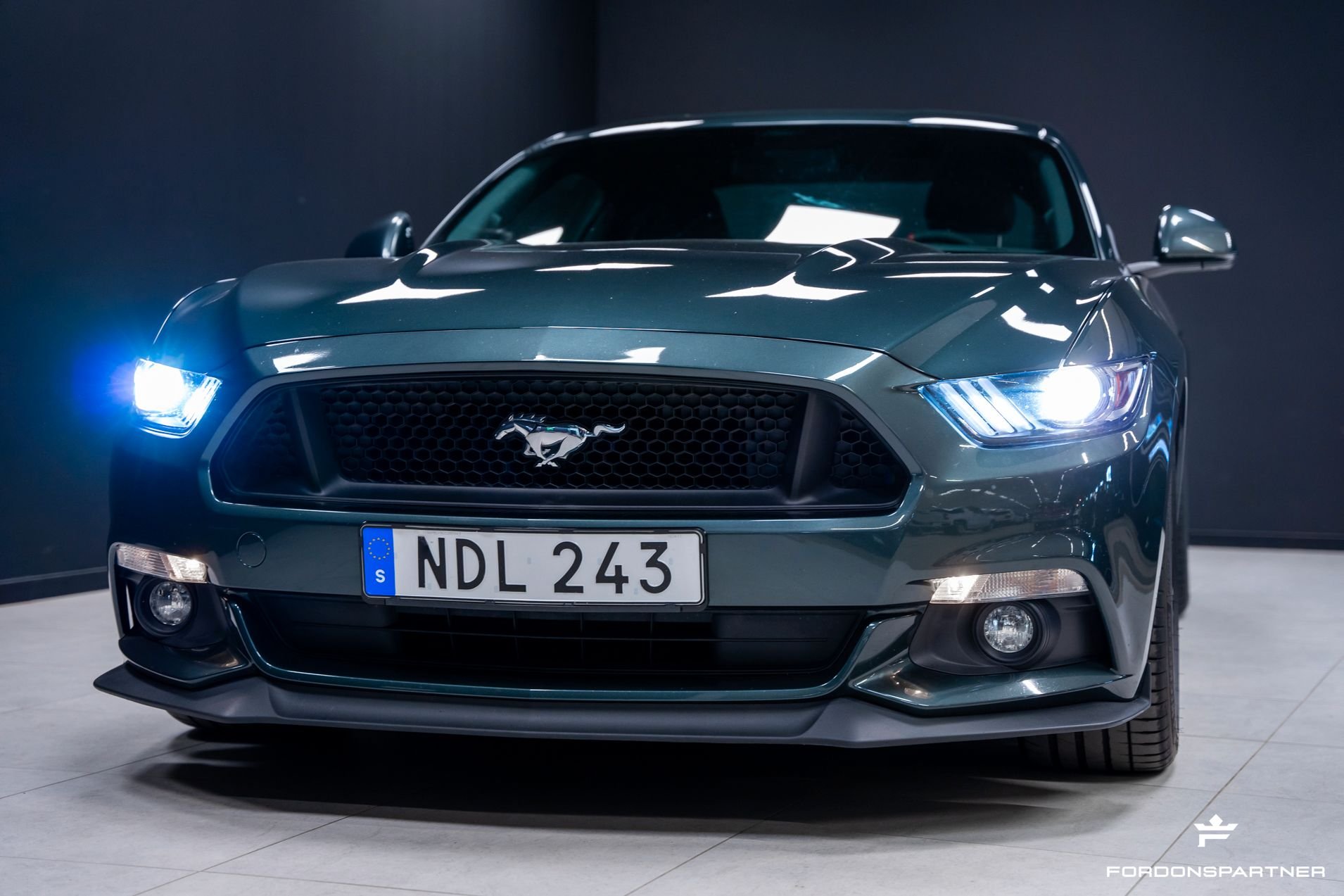 Ford Mustang GT Manual, 421hp, 2016