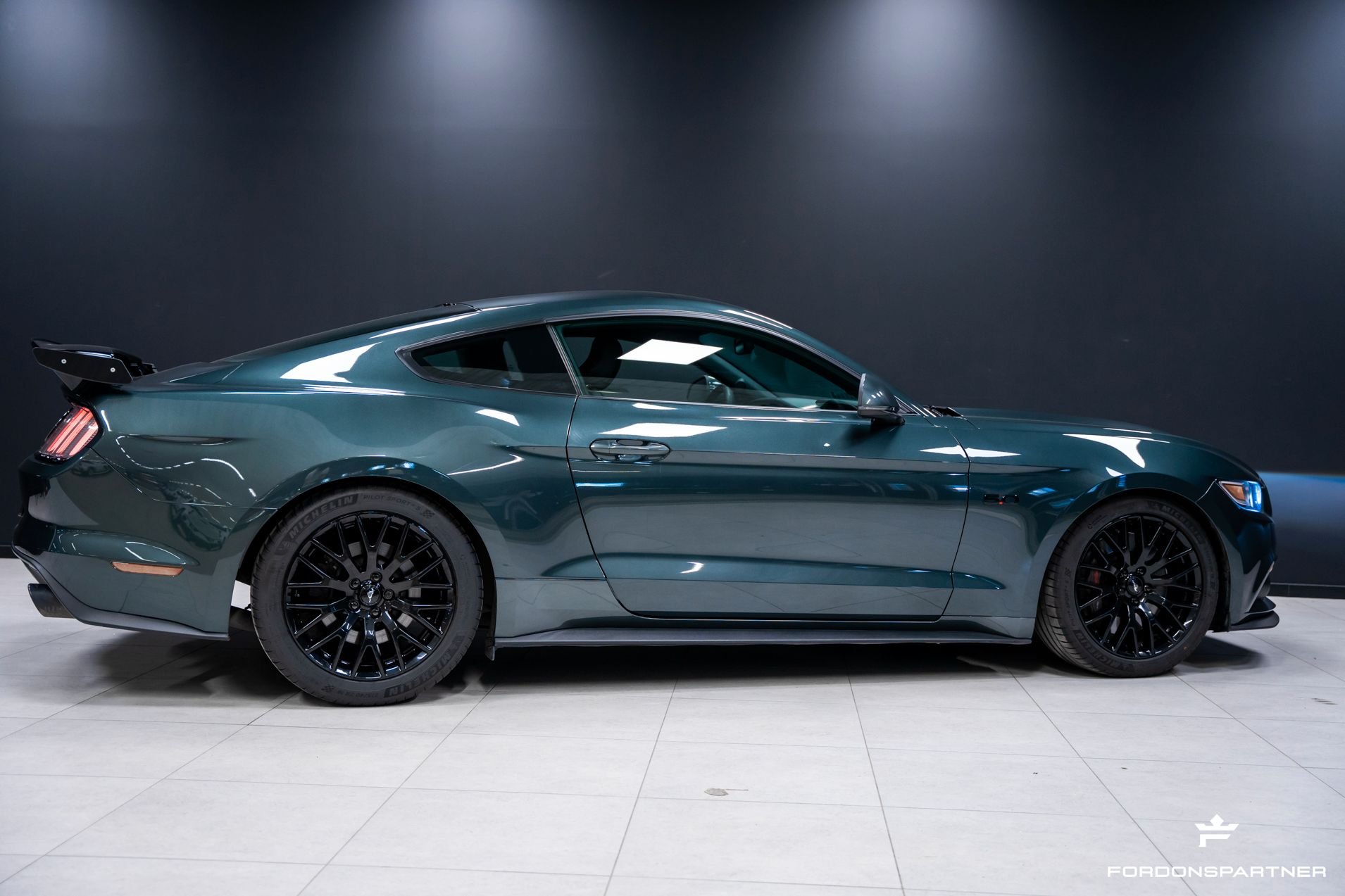 Ford Mustang GT Manual, 421hp, 2016
