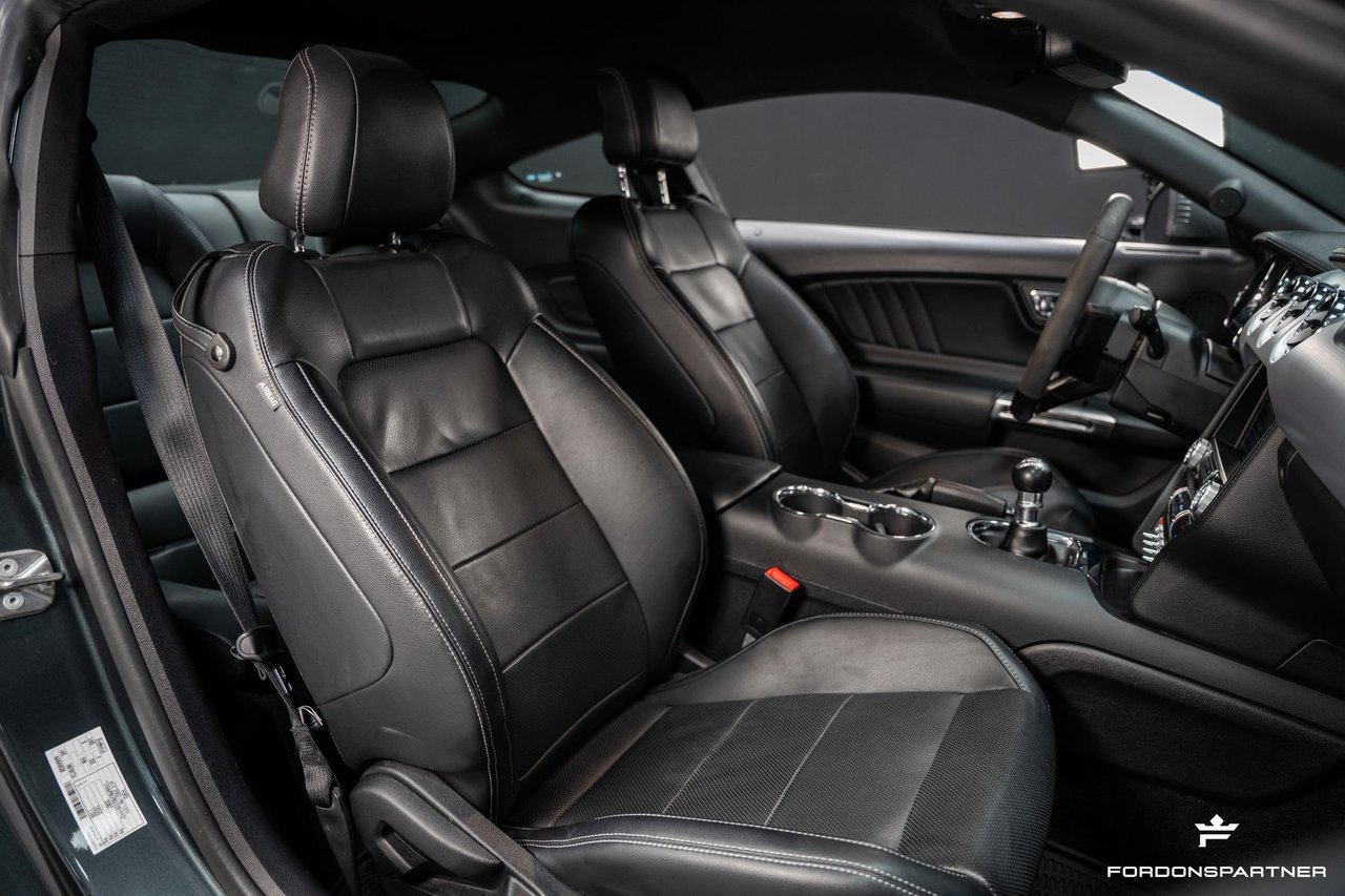 Ford Mustang GT Manual, 421hp, 2016