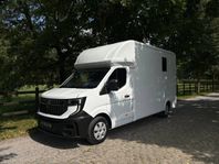 Lehel 2 hästars stuteri för omgående leverans