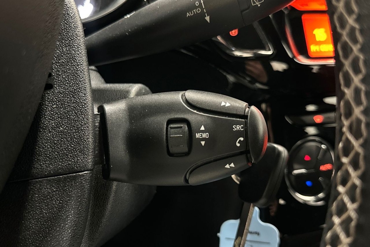 DS 3 1.2 VTi Manual, 82hp, 2016