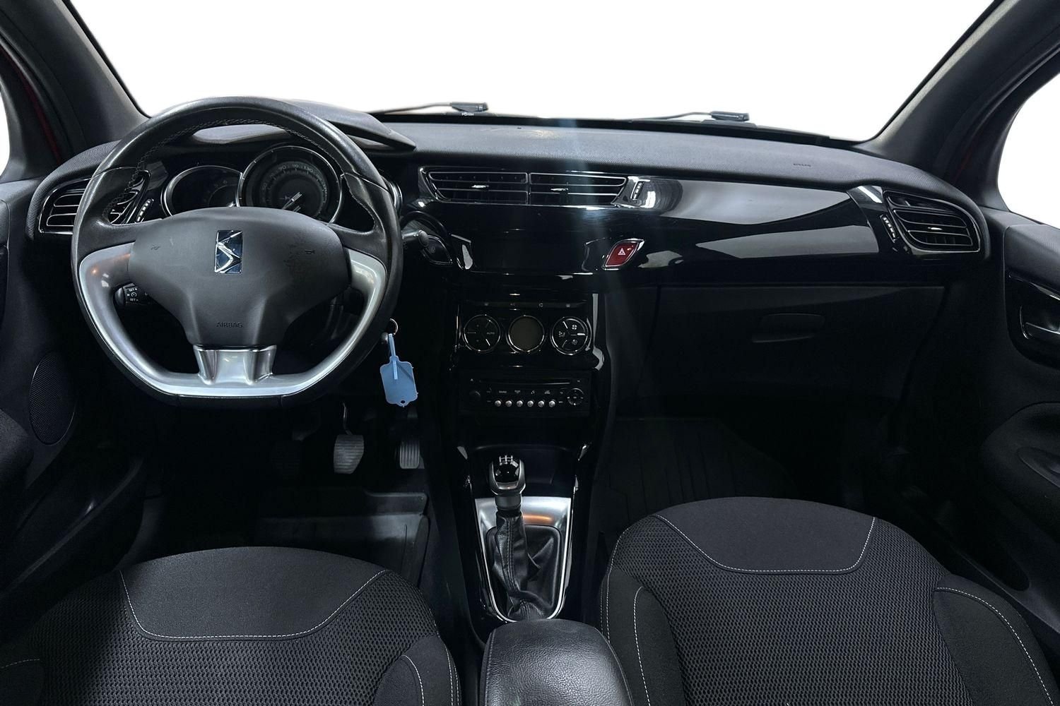 DS 3 1.2 VTi Manual, 82hp, 2016