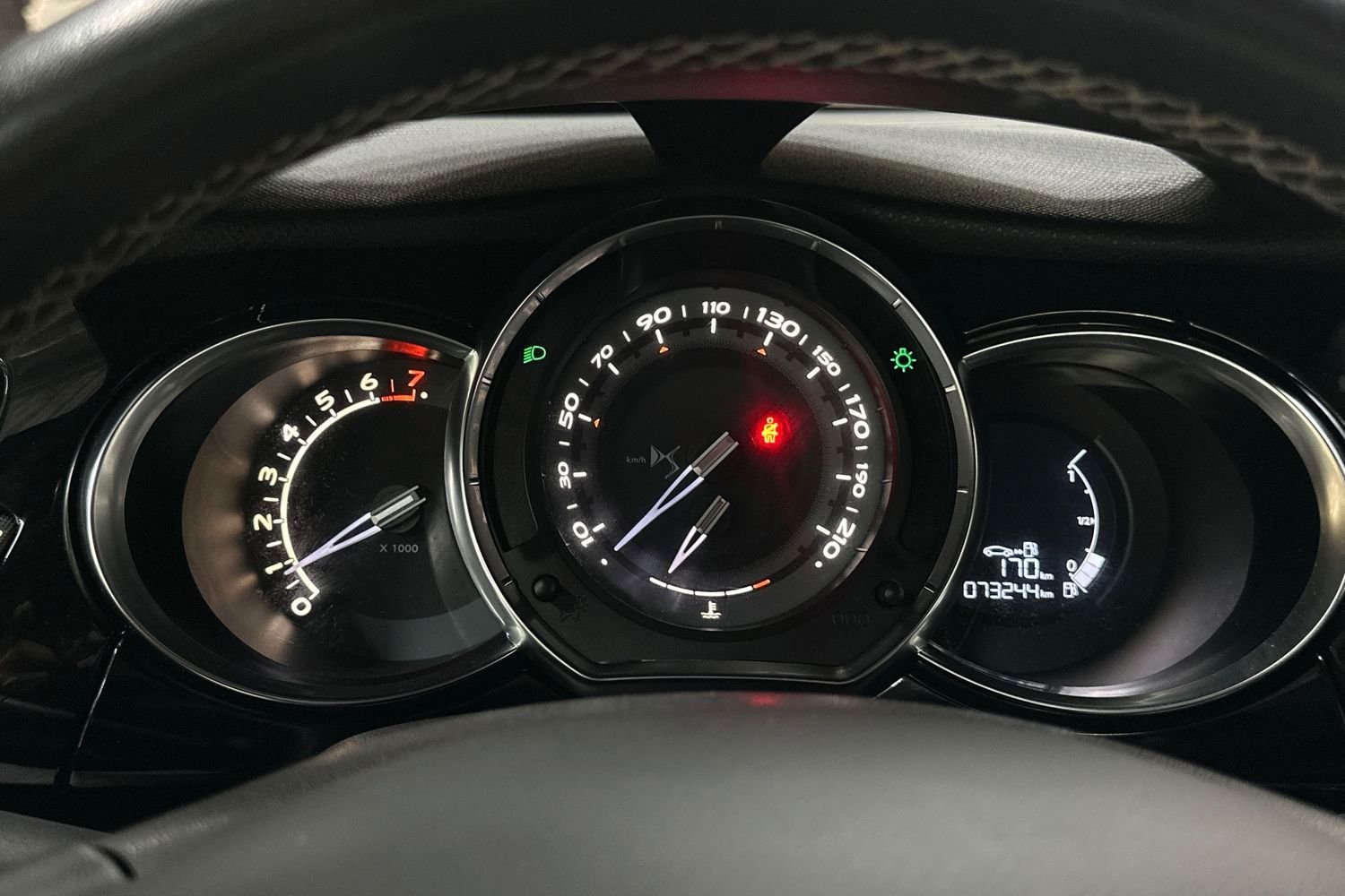 DS 3 1.2 VTi Manual, 82hp, 2016