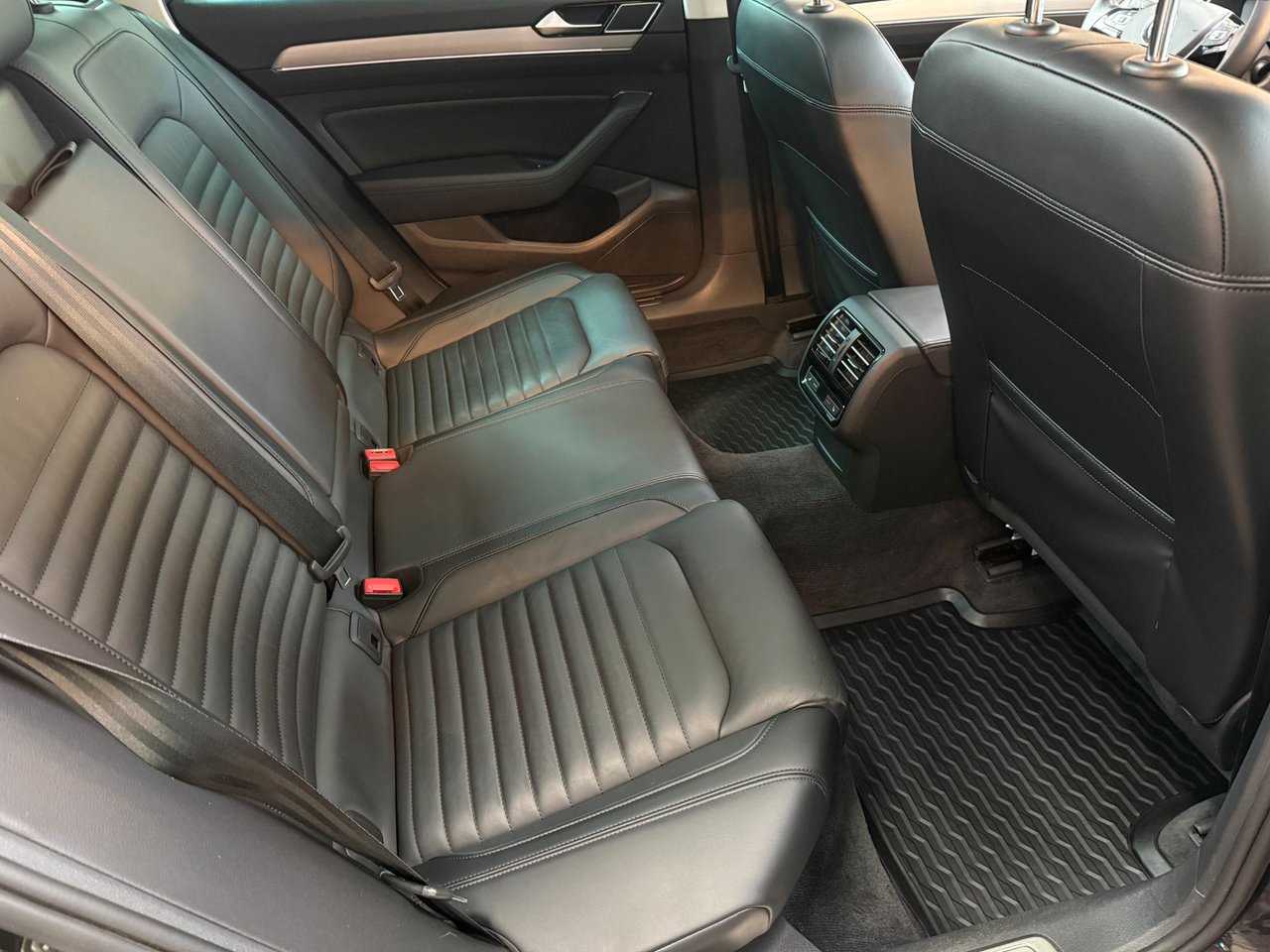 Volkswagen Passat Variant 2.0 TDI DPF SCR 4Motion DSG Sequential, 190hp, 2018