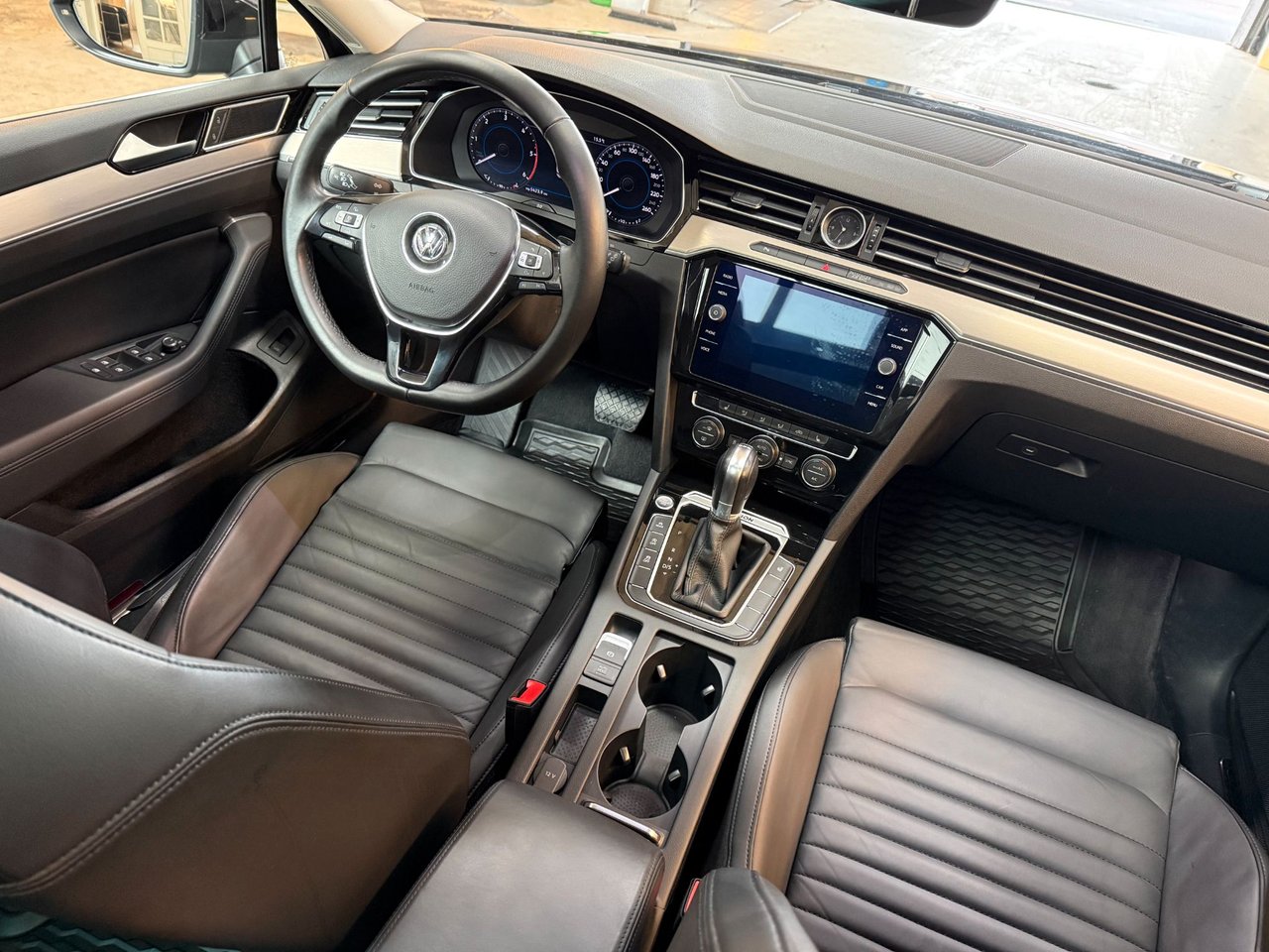 Volkswagen Passat Variant 2.0 TDI DPF SCR 4Motion DSG Sequential, 190hp, 2018