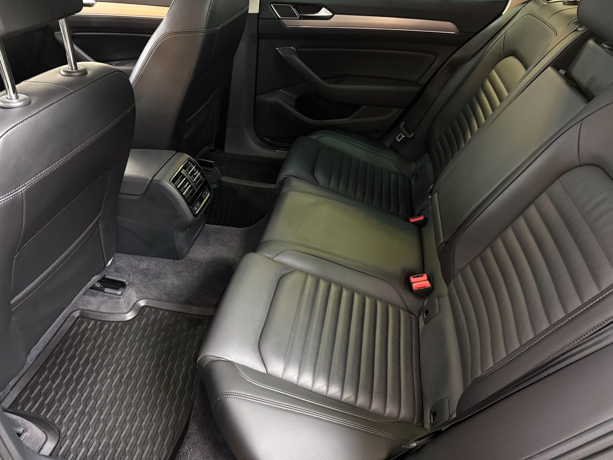 Volkswagen Passat Variant 2.0 TDI DPF SCR 4Motion DSG Sequential, 190hp, 2018