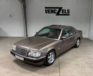 Mercedes-Benz 300 CE Coupé Taklucka Kamkedja Mycket fin