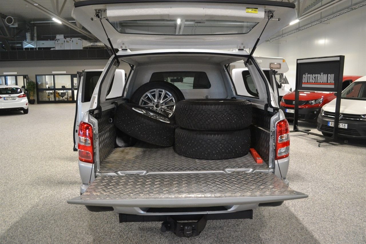 Mitsubishi L200 Club Cab 2.4 DI-D MIVEC SS-4WD-II Manuell, 6-trinn, 181hk, 2019