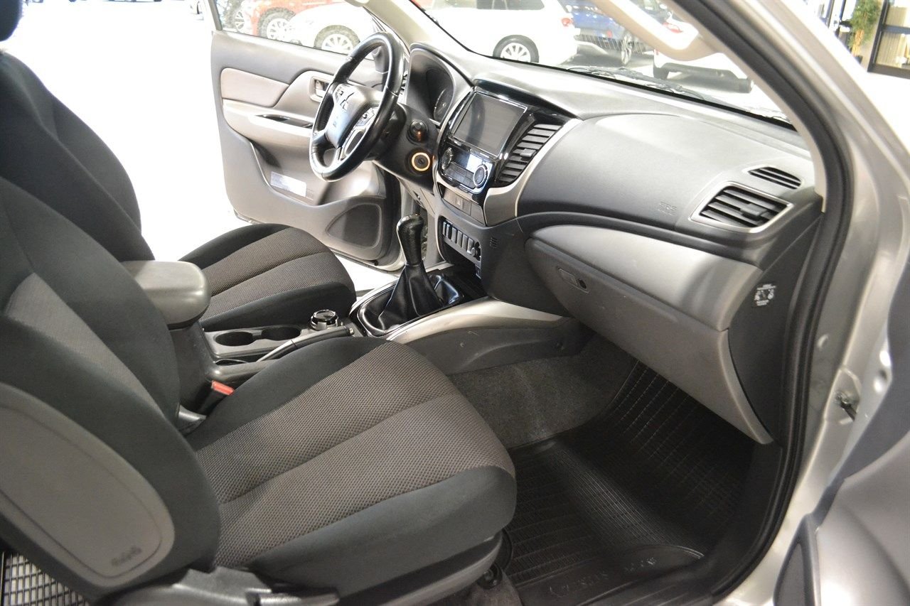 Mitsubishi L200 Club Cab 2.4 DI-D MIVEC SS-4WD-II Manuell, 6-trinn, 181hk, 2019