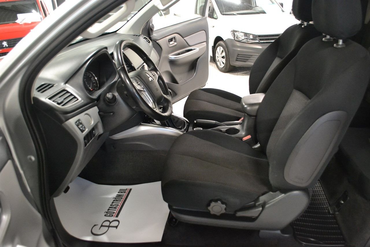 Mitsubishi L200 Club Cab 2.4 DI-D MIVEC SS-4WD-II Manuell, 6-trinn, 181hk, 2019