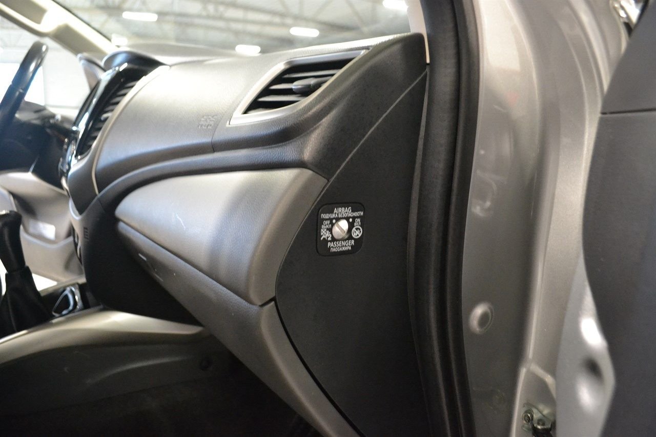 Mitsubishi L200 Club Cab 2.4 DI-D MIVEC SS-4WD-II Manuell, 6-trinn, 181hk, 2019