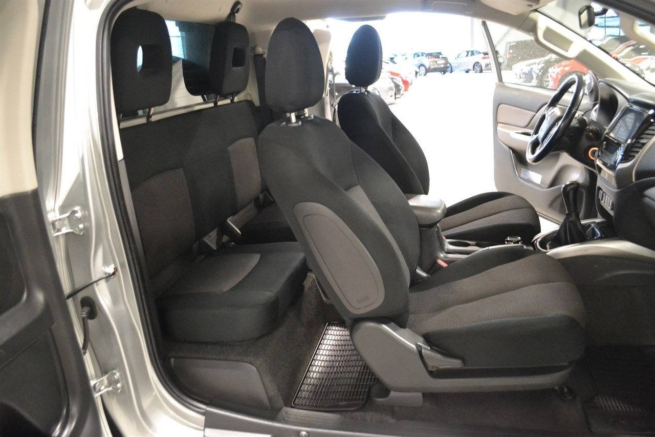 Mitsubishi L200 Club Cab 2.4 DI-D MIVEC SS-4WD-II Manuell, 6-trinn, 181hk, 2019