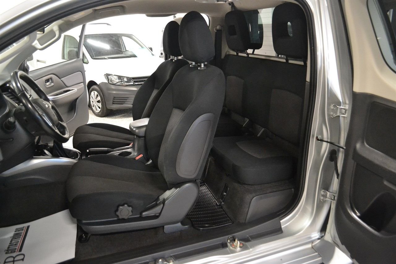 Mitsubishi L200 Club Cab 2.4 DI-D MIVEC SS-4WD-II Manuell, 6-trinn, 181hk, 2019