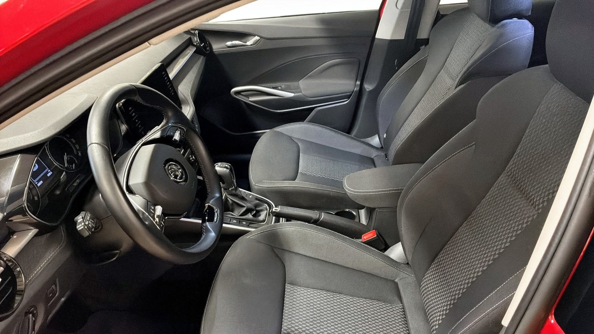 Škoda Fabia 1.0 TSI DSG sekvensiell, 7-trinn, 110ps, 2022