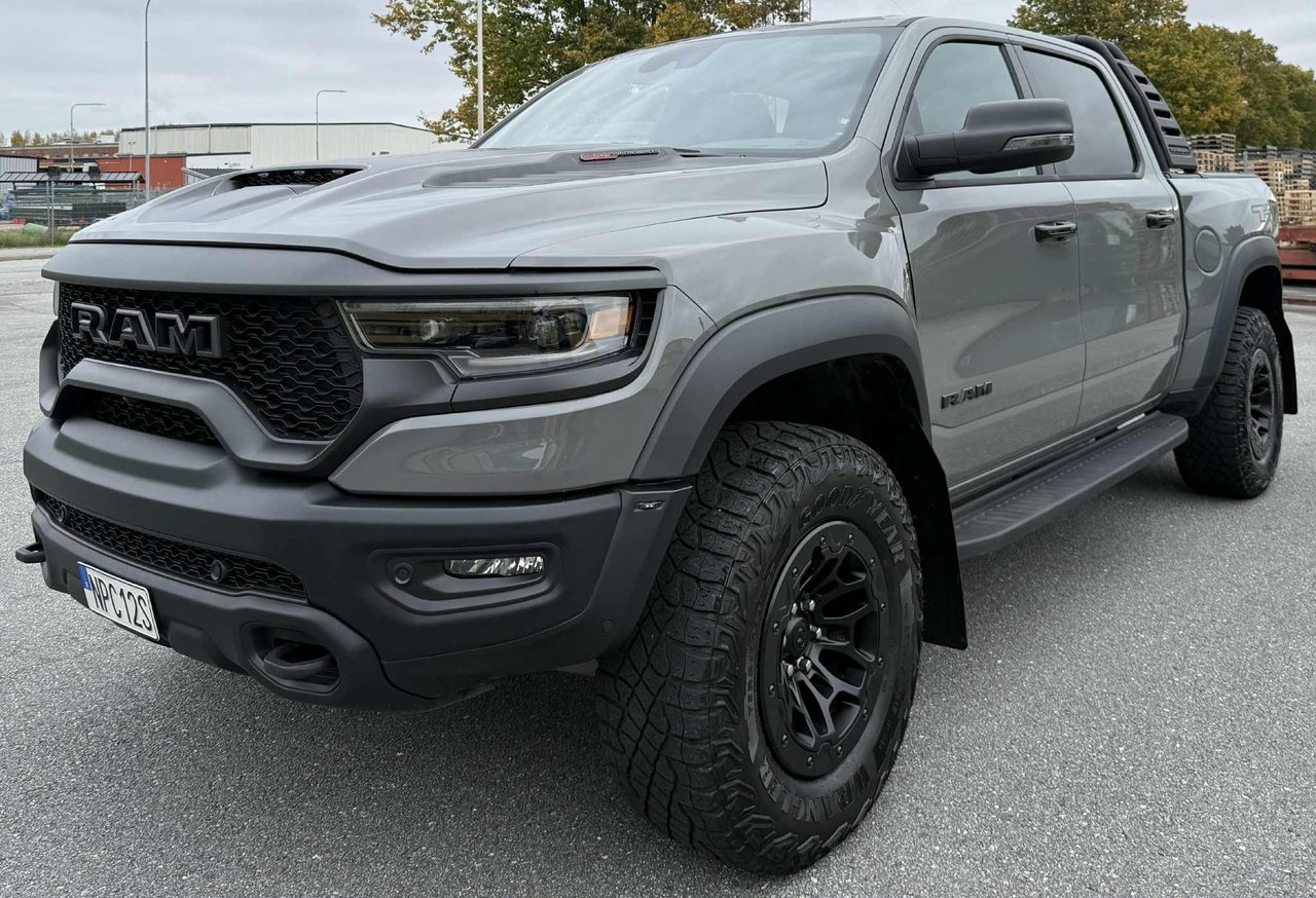 Dodge RAM TRX 6,2L SUPERCHARG...