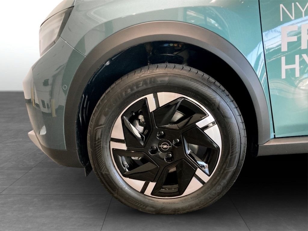 Opel Frontera Hybrid 136 eDCT, 136hk, 2025