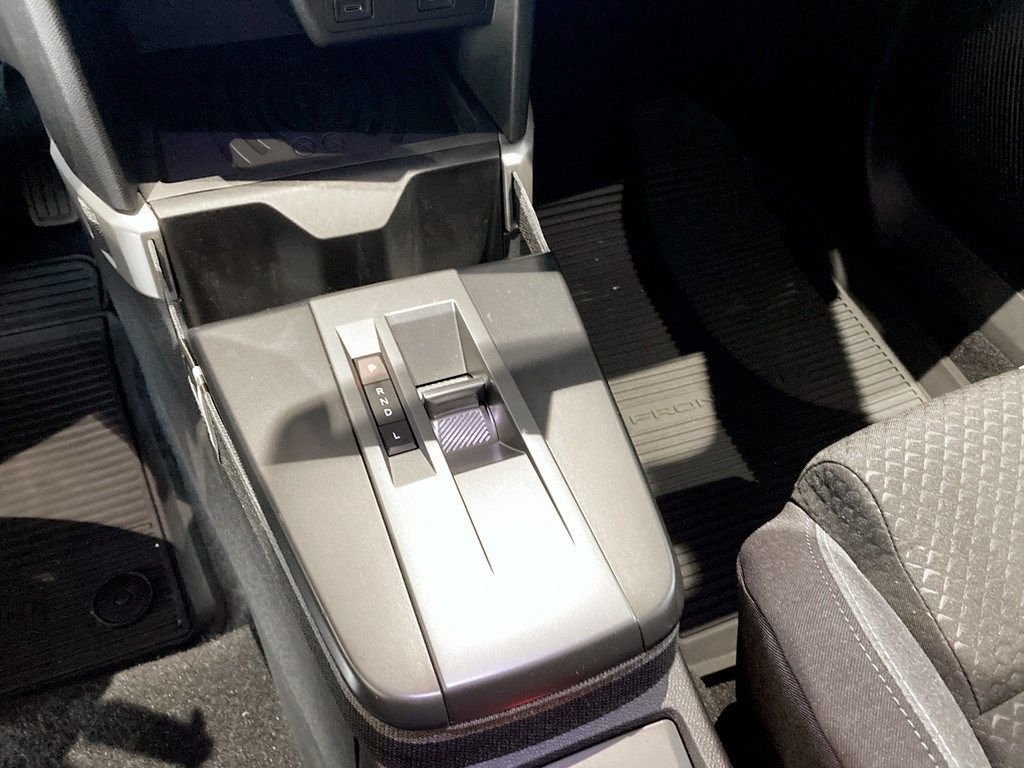 Opel Frontera Hybrid 136 eDCT, 136hk, 2025