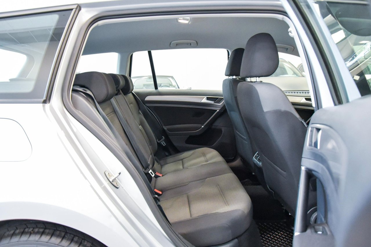 Volkswagen Golf Variant 1.6 TDI DPF BMT Manual, 110hp, 2016