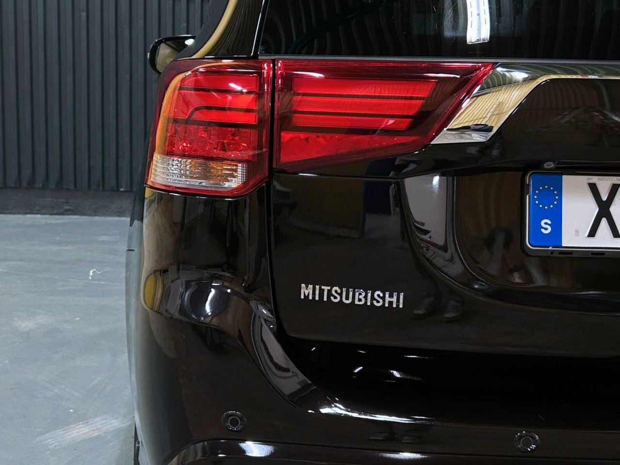Mitsubishi Outlander PHEV CVT, 224hp, 2019