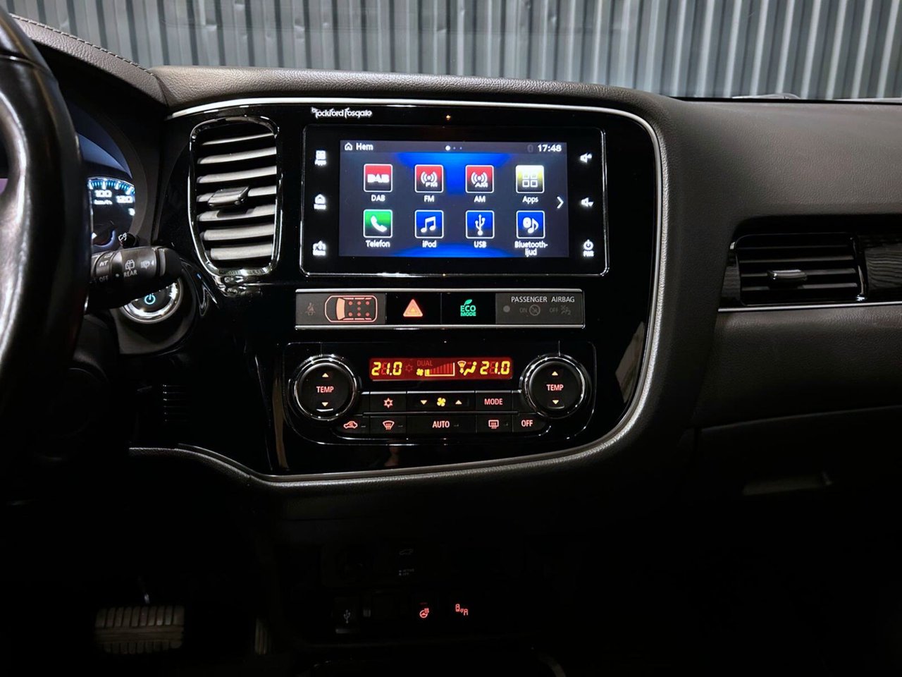 Mitsubishi Outlander PHEV CVT, 224hp, 2019