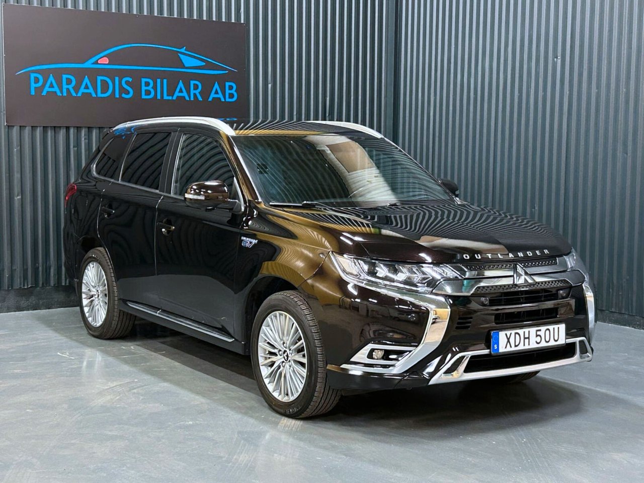 Mitsubishi Outlander PHEV CVT, 224hp, 2019