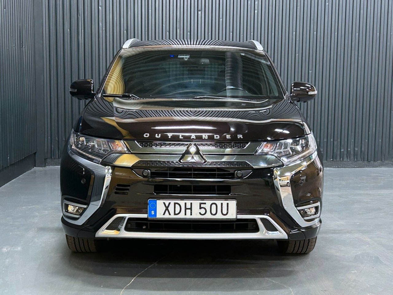 Mitsubishi Outlander PHEV CVT, 224hp, 2019