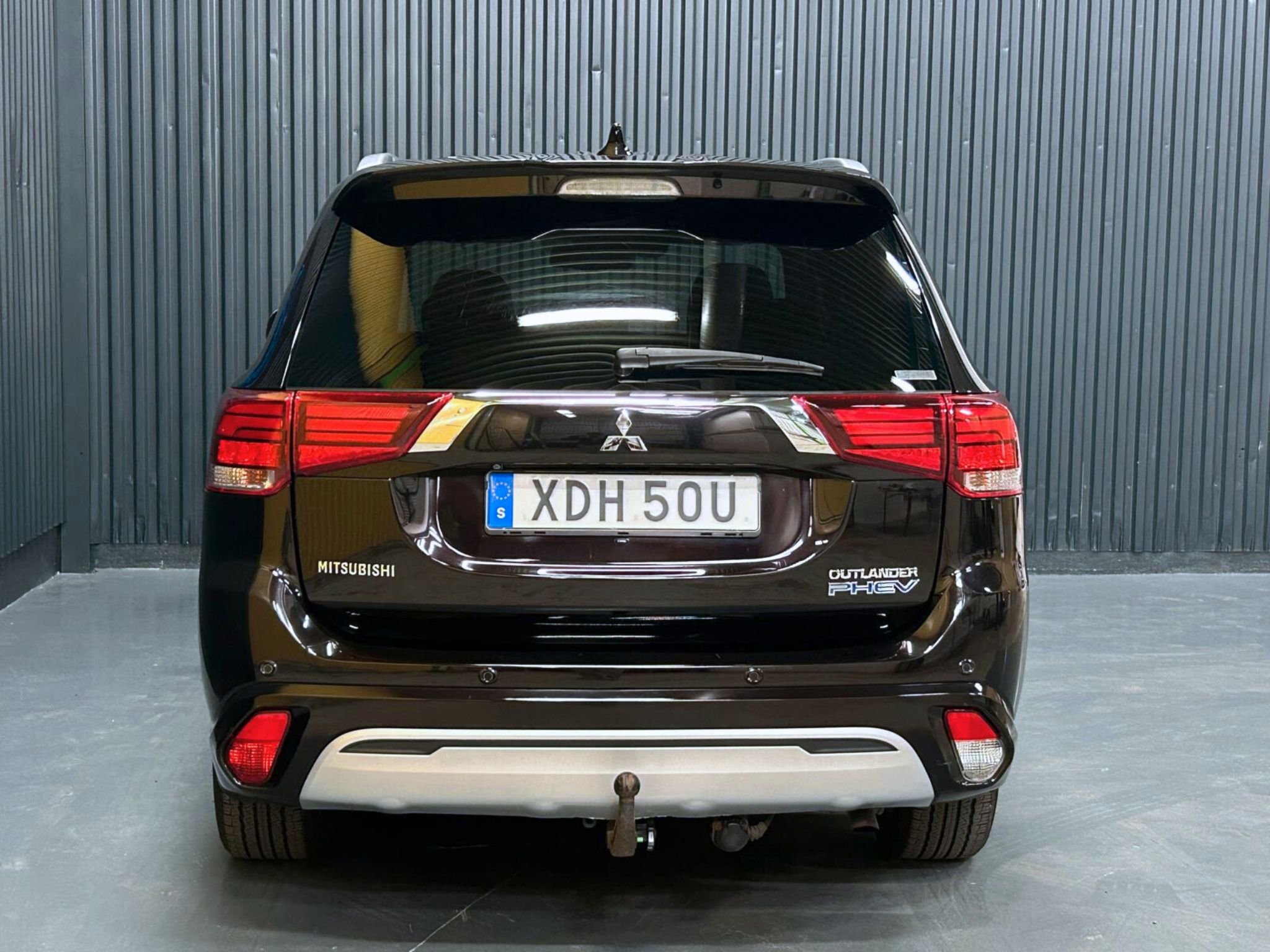 Mitsubishi Outlander PHEV CVT, 224hp, 2019