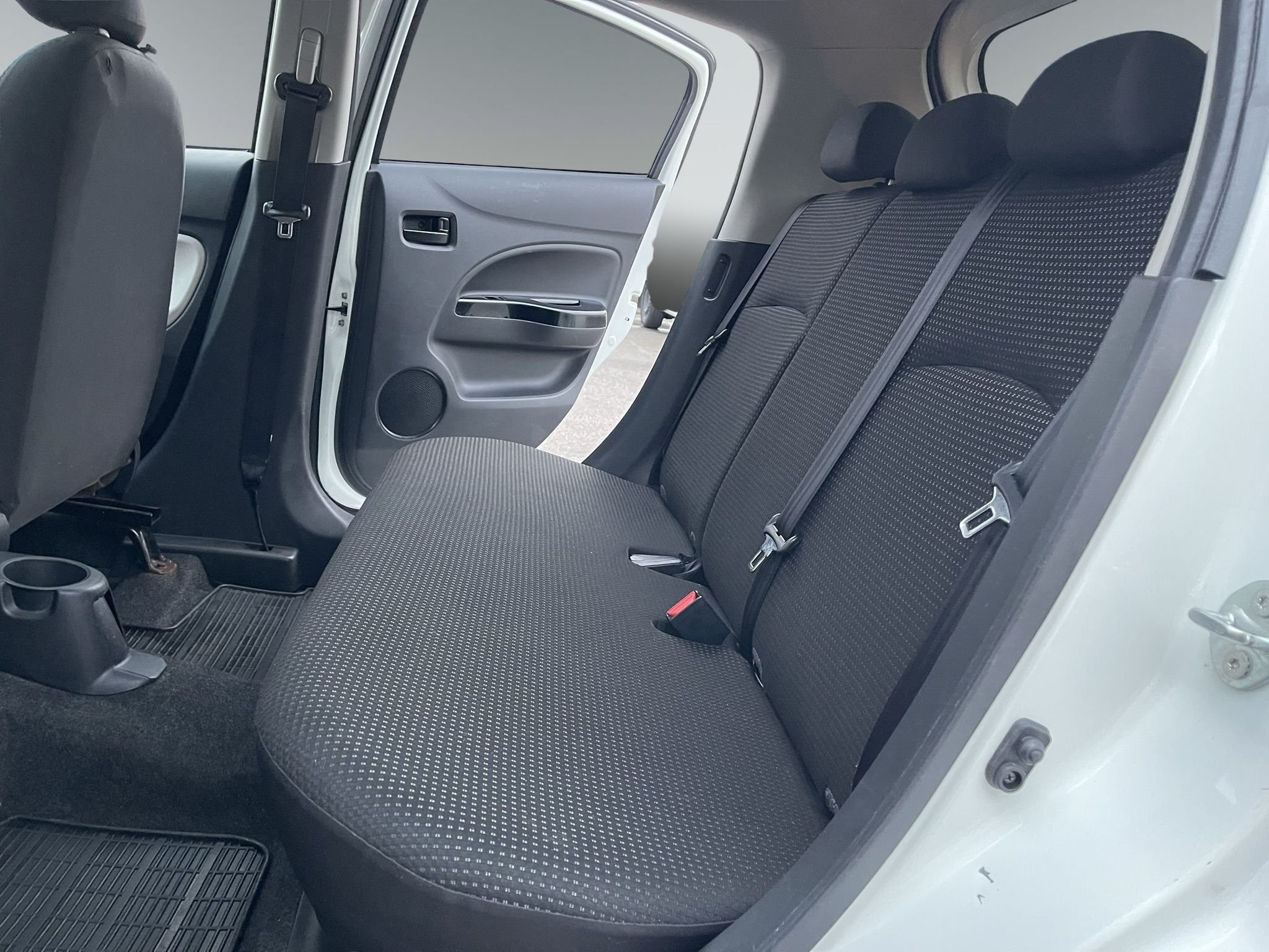 Mitsubishi Space Star 1.2 MIVEC ClearTec INVECS-III CVT, 80hk, 2015