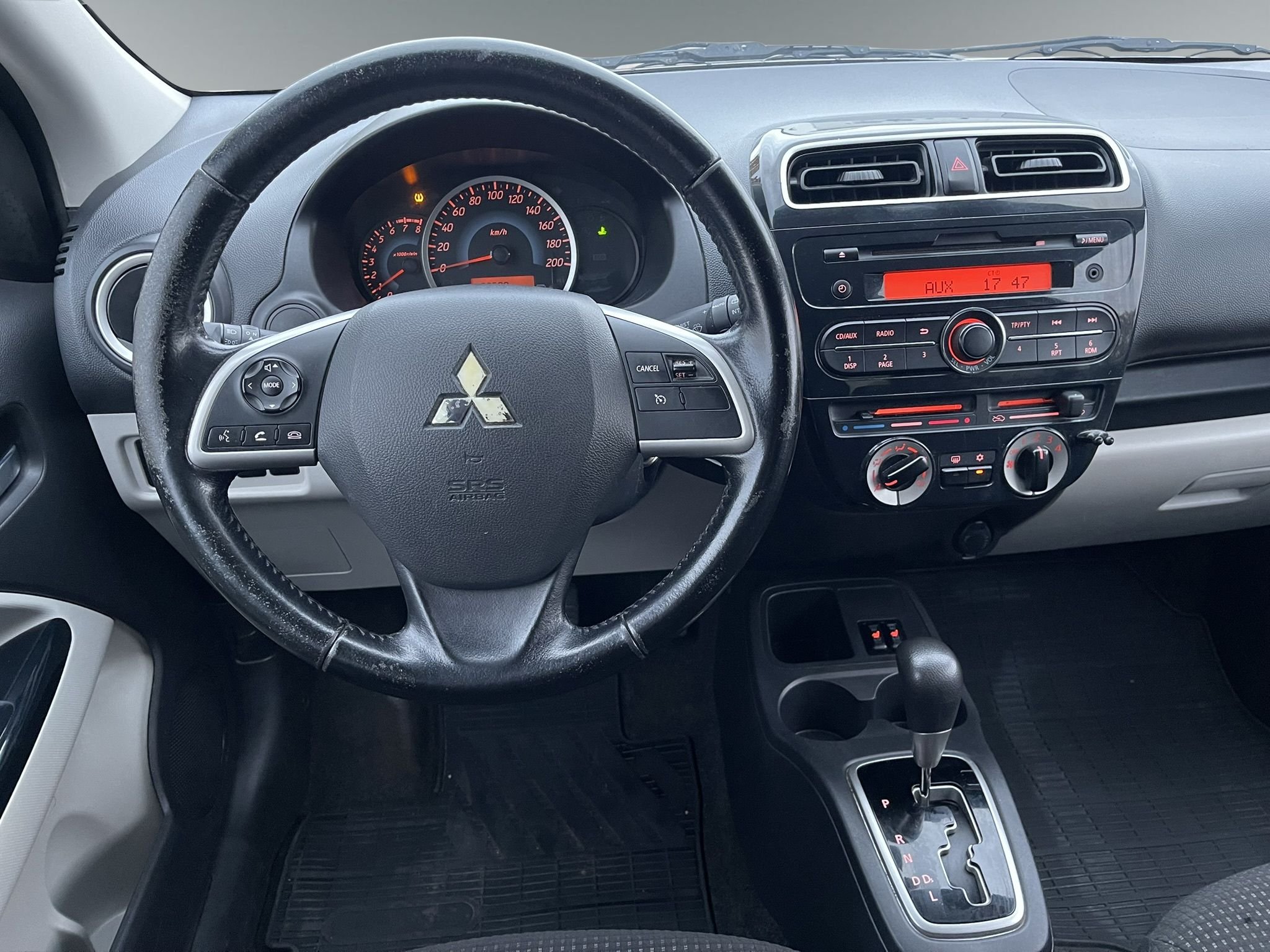 Mitsubishi Space Star 1.2 MIVEC ClearTec INVECS-III CVT, 80hk, 2015