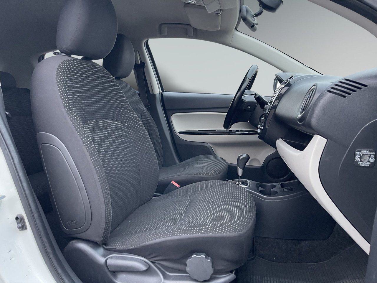 Mitsubishi Space Star 1.2 MIVEC ClearTec INVECS-III CVT, 80hk, 2015