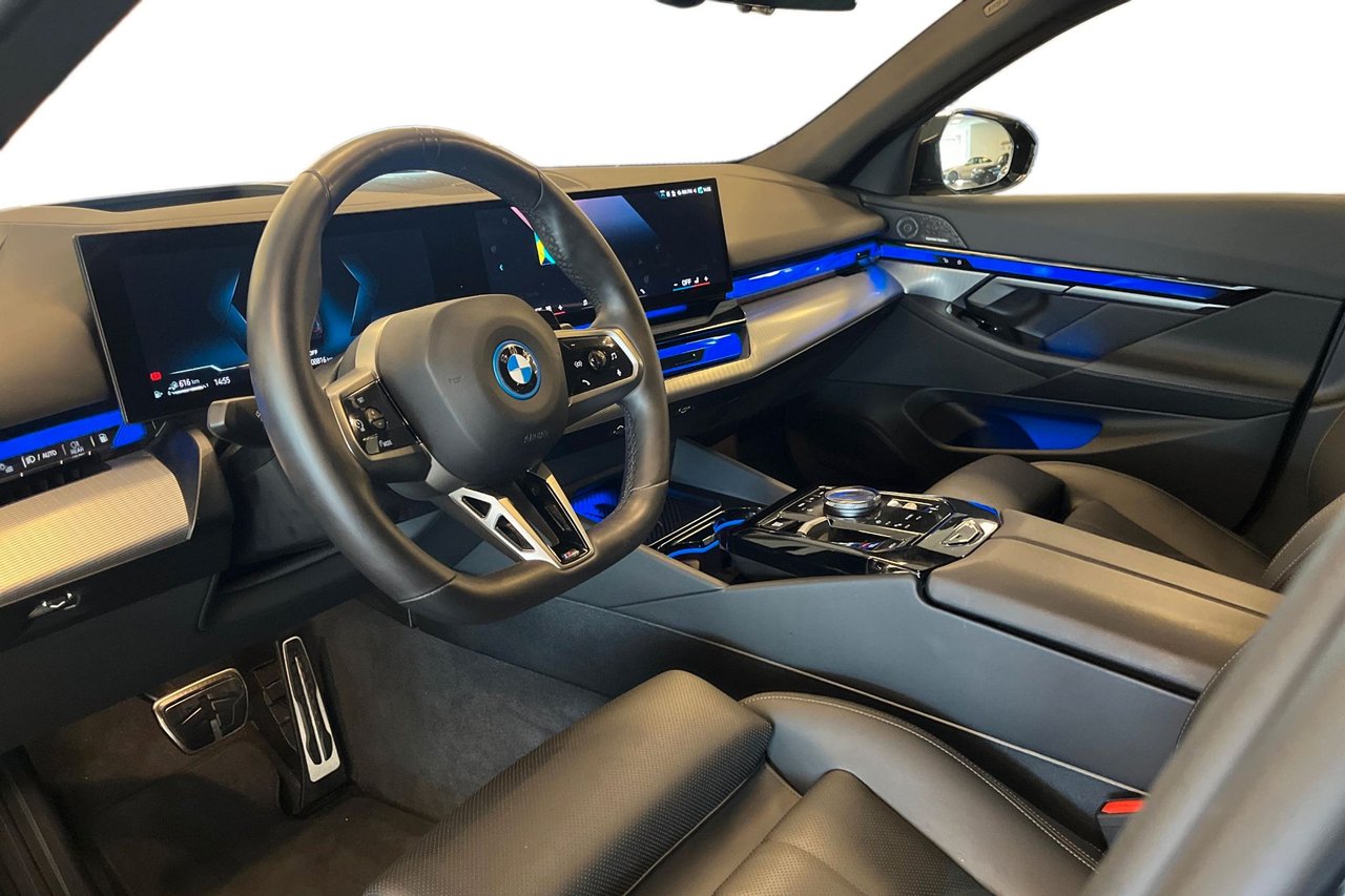BMW 530e xDrive Steptronic, 8-trinn, 299ps, 2025