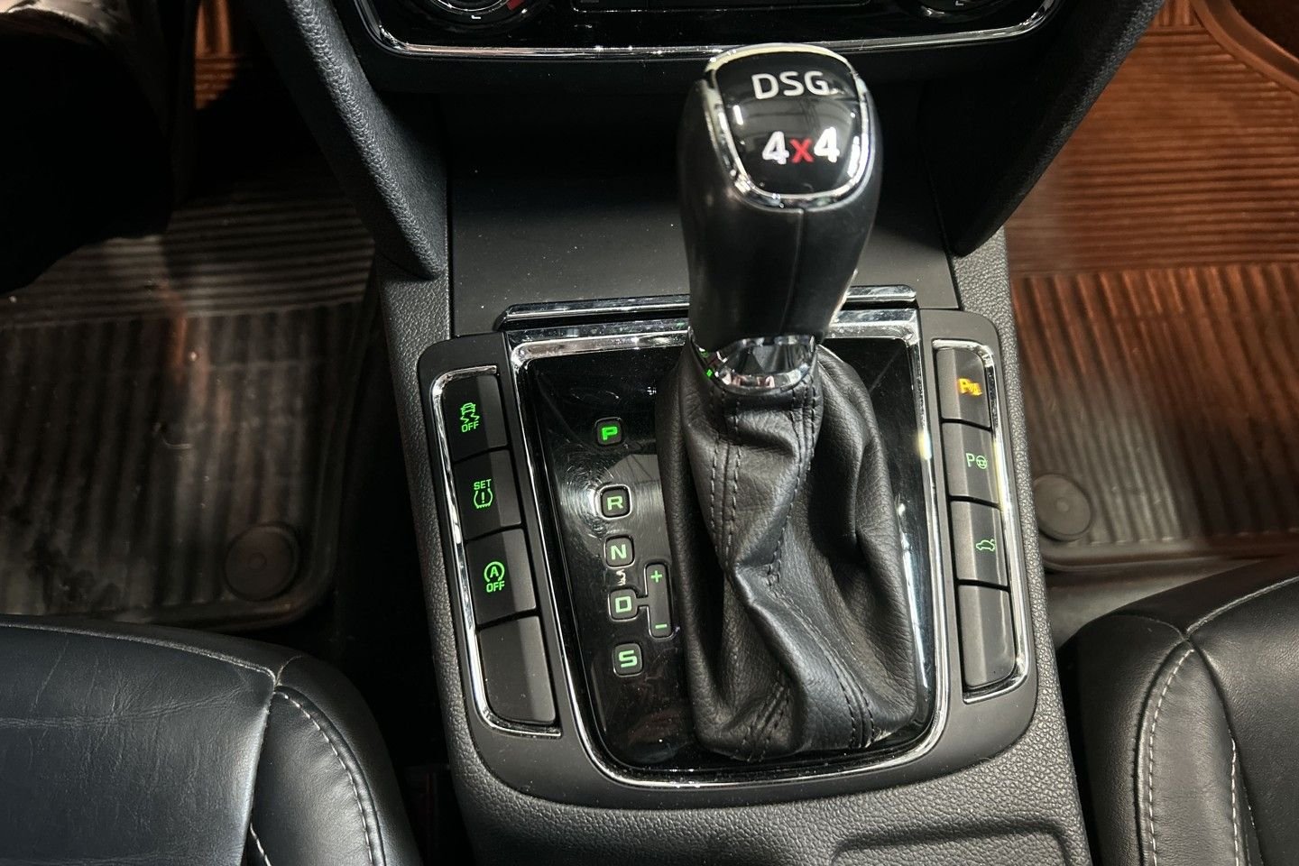 Škoda Superb Combi 2.0 TDI 4x4 DSG Sequential, 170hp, 2014