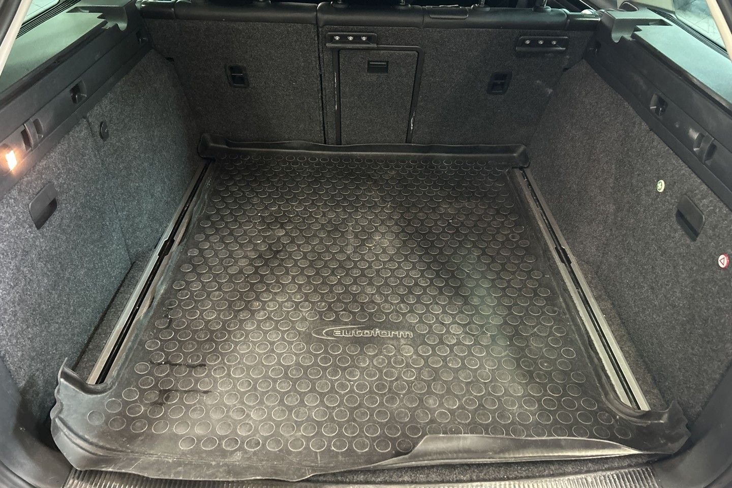 Škoda Superb Combi 2.0 TDI 4x4 DSG Sequential, 170hp, 2014