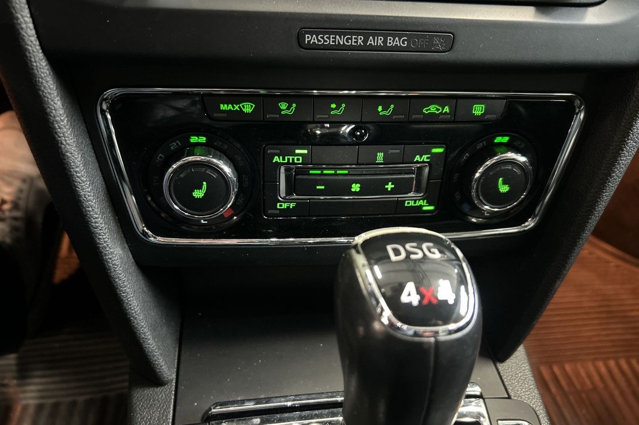 Škoda Superb Combi 2.0 TDI 4x4 DSG Sequential, 170hp, 2014
