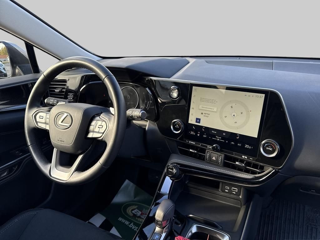 Lexus NX 350h E-CVT, 242hk, 2024