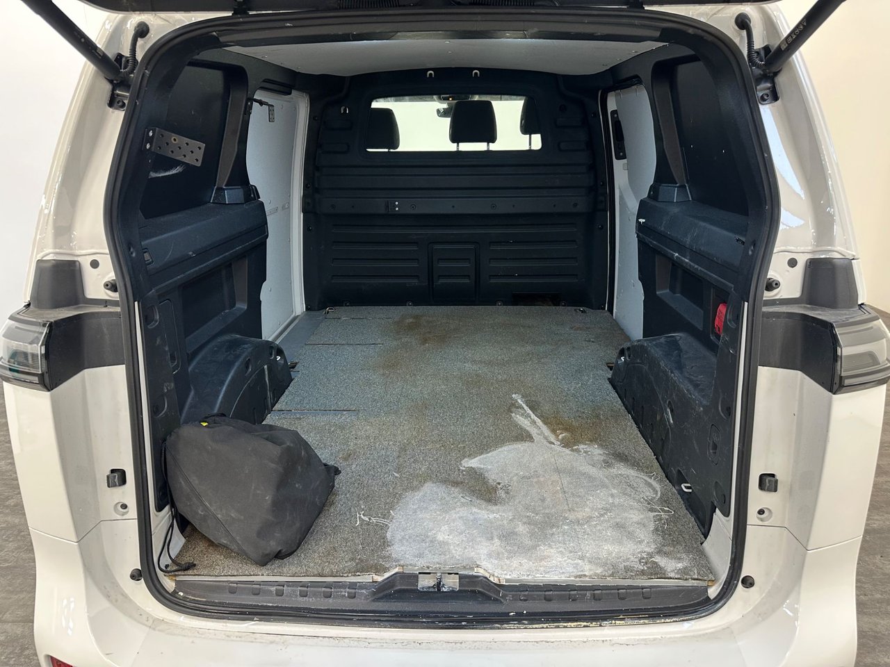 Volkswagen ID. Buzz Cargo 82 kWh, 204hk, 2023