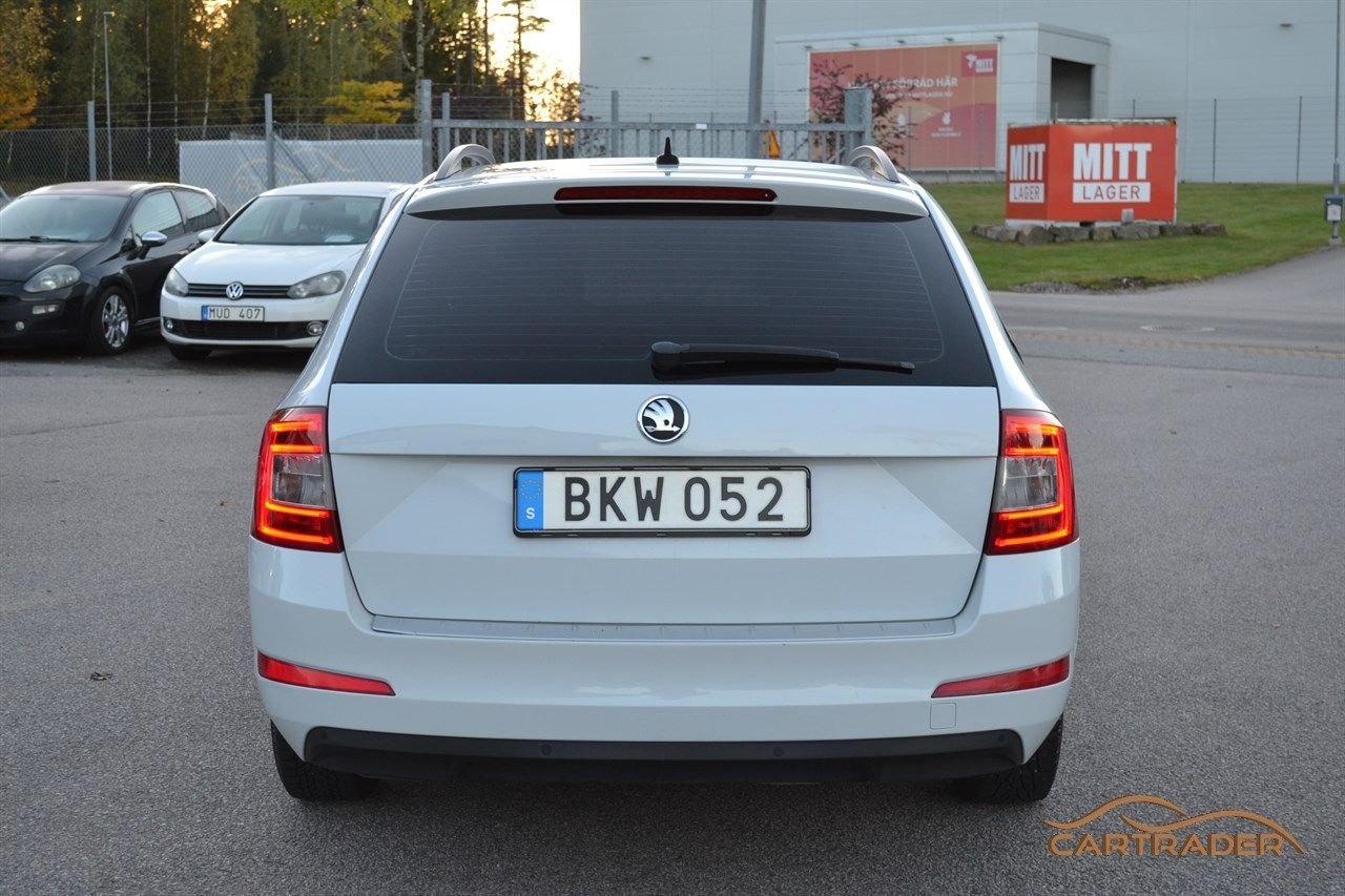 Škoda Octavia Kombi 1.6 TDI 4x4 Manuell, 105hk, 2014