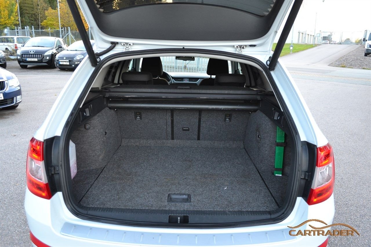 Škoda Octavia Kombi 1.6 TDI 4x4 Manuell, 105hk, 2014
