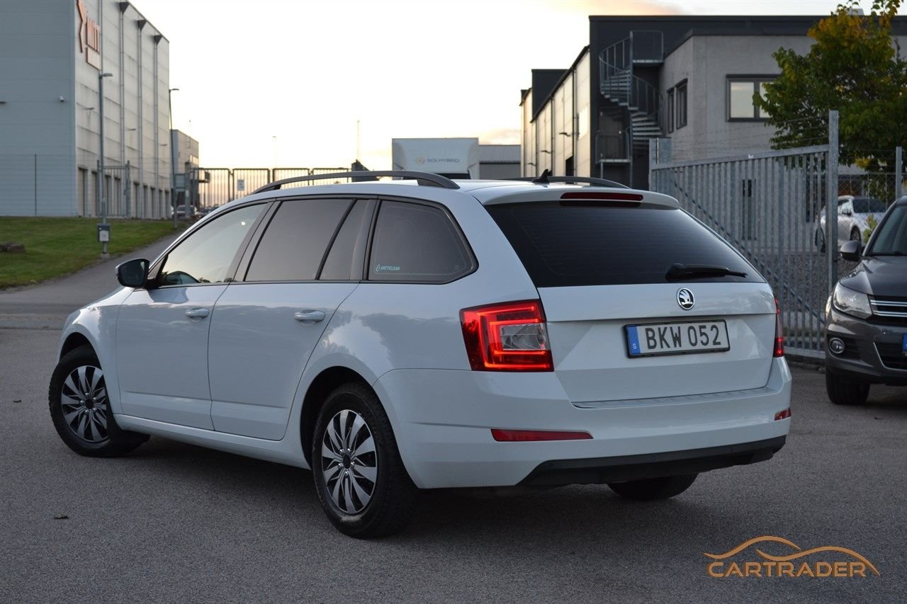 Škoda Octavia Kombi 1.6 TDI 4x4 Manuell, 105hk, 2014