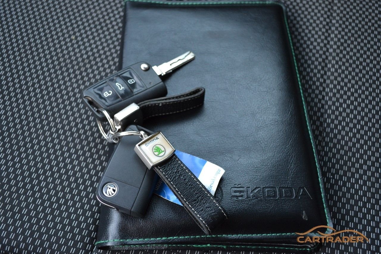 Škoda Octavia Kombi 1.6 TDI 4x4 Manuell, 105hk, 2014