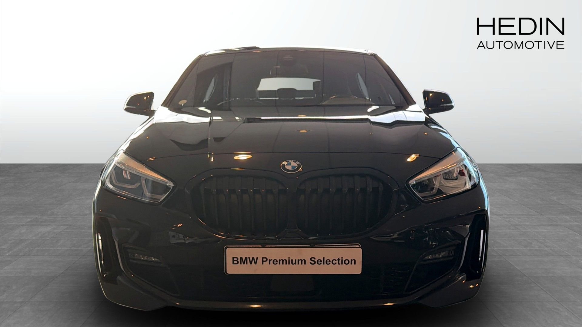 BMW 118i Steptronic, 136hk, 2023