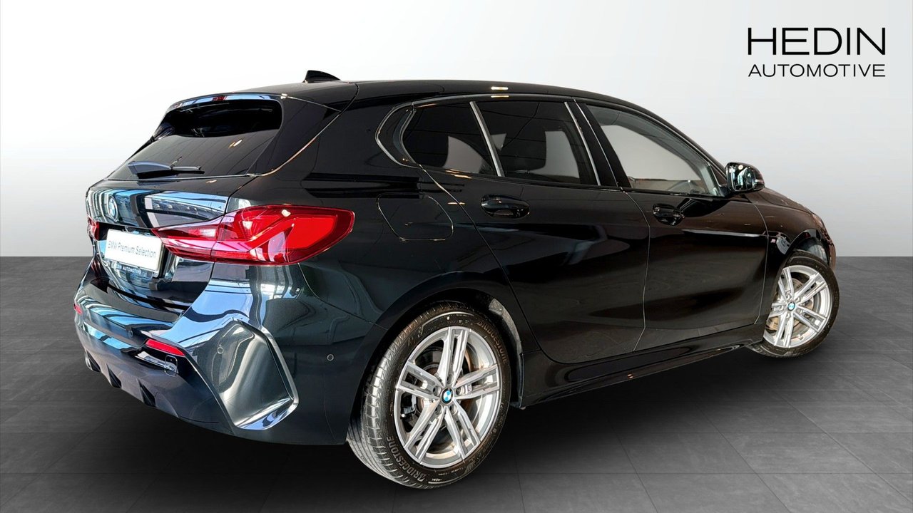 BMW 118i Steptronic, 136hk, 2023