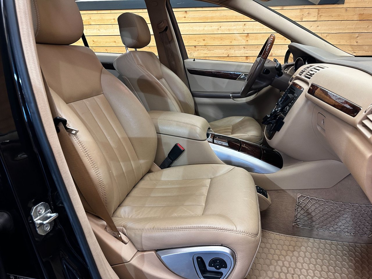 Mercedes-Benz R 500 4MATIC 7G-Tronic, 306hp, 2006