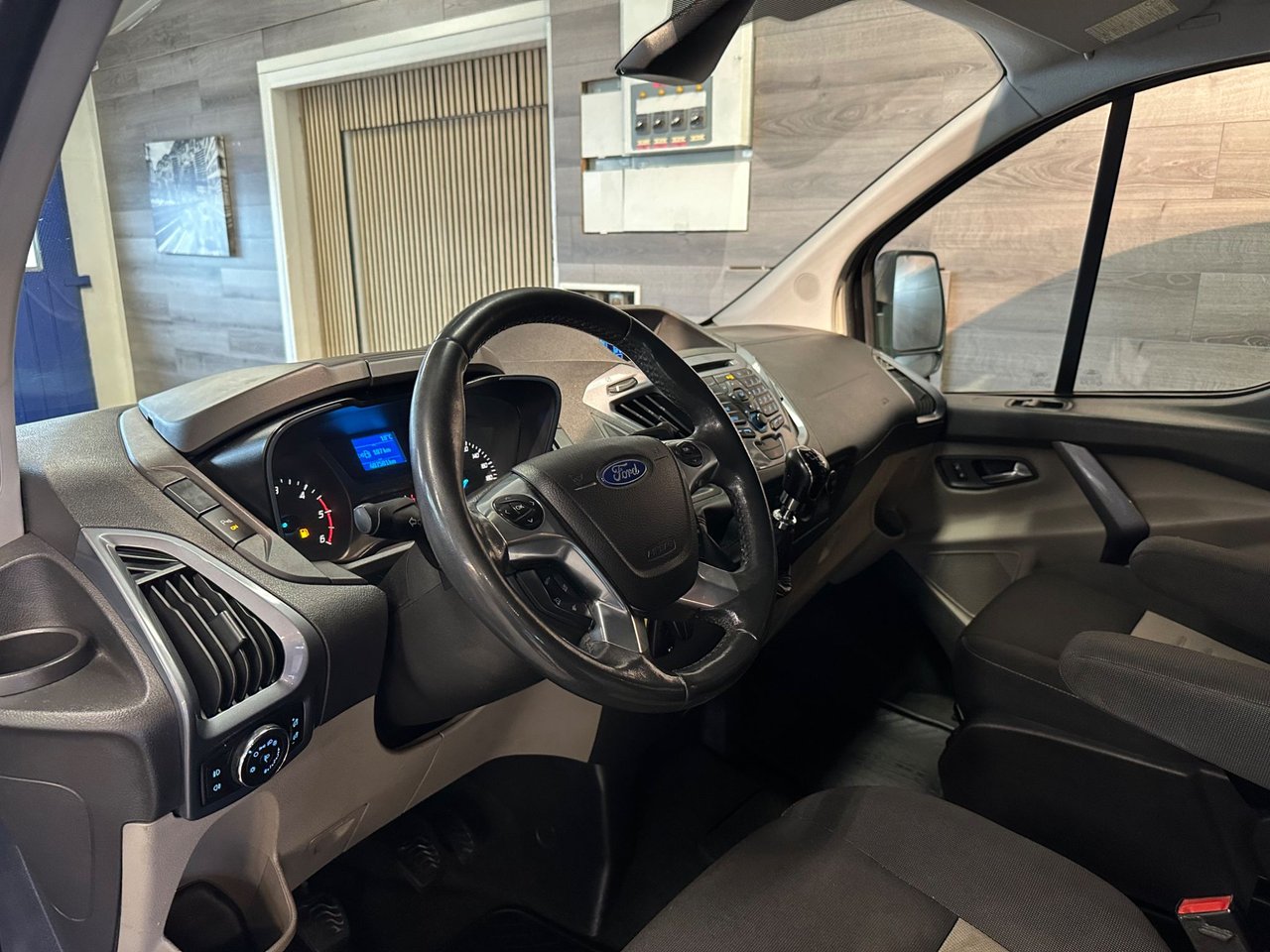 Ford Transit Custom 310 Crew Van 2.2 TDCi Manuell, 155hk, 2014