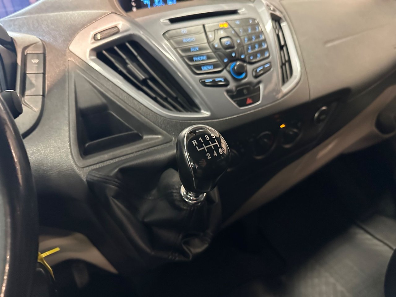 Ford Transit Custom 310 Crew Van 2.2 TDCi Manuell, 155hk, 2014