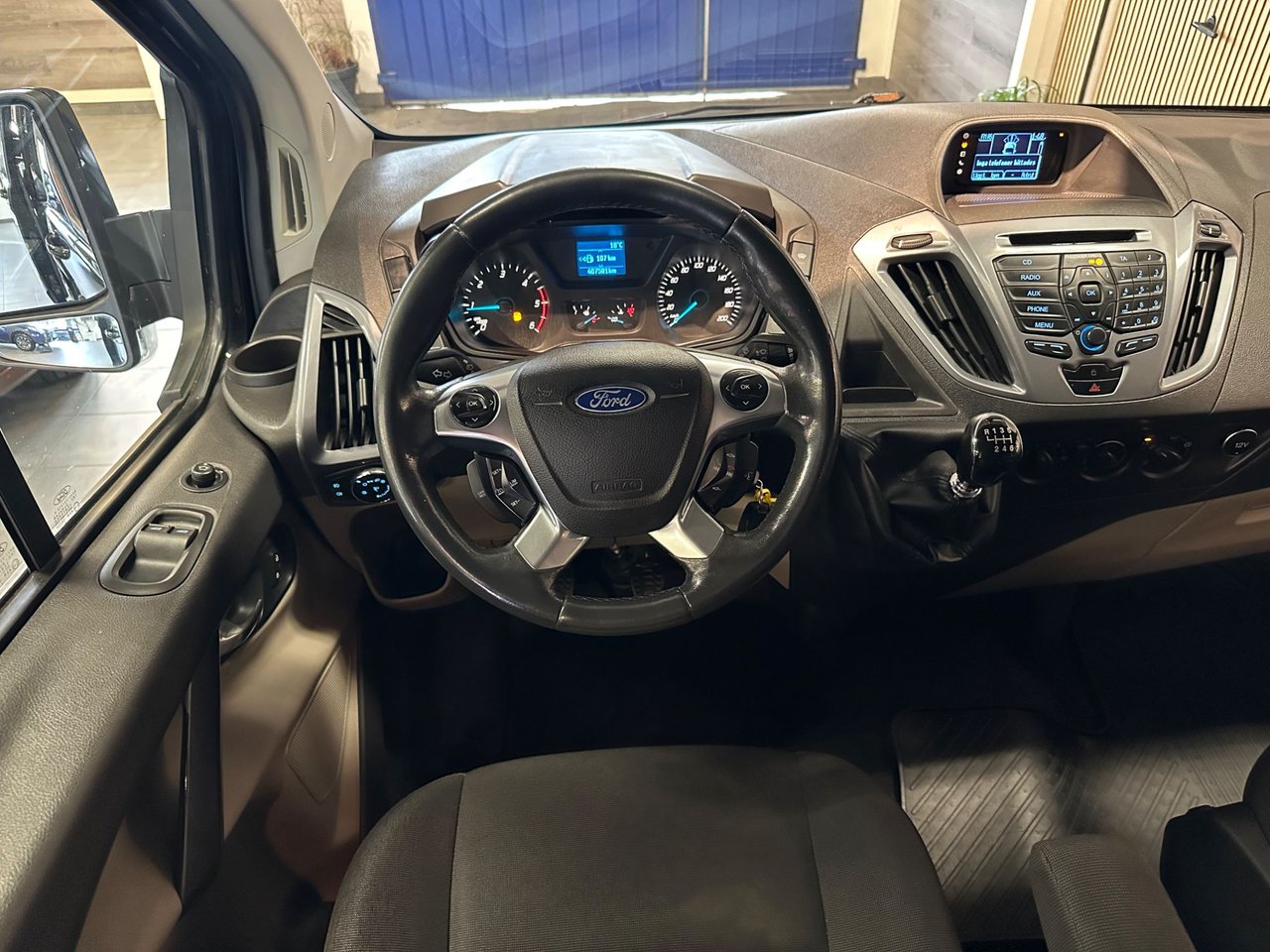 Ford Transit Custom 310 Crew Van 2.2 TDCi Manuell, 155hk, 2014