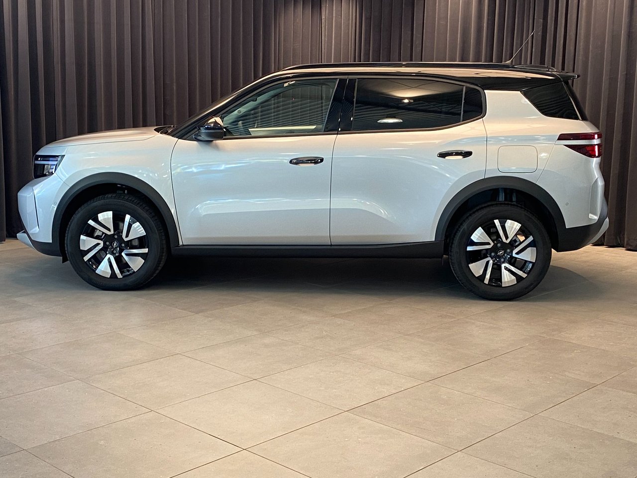 Opel Frontera Hybrid 136 eDCT, 136hk, 2025